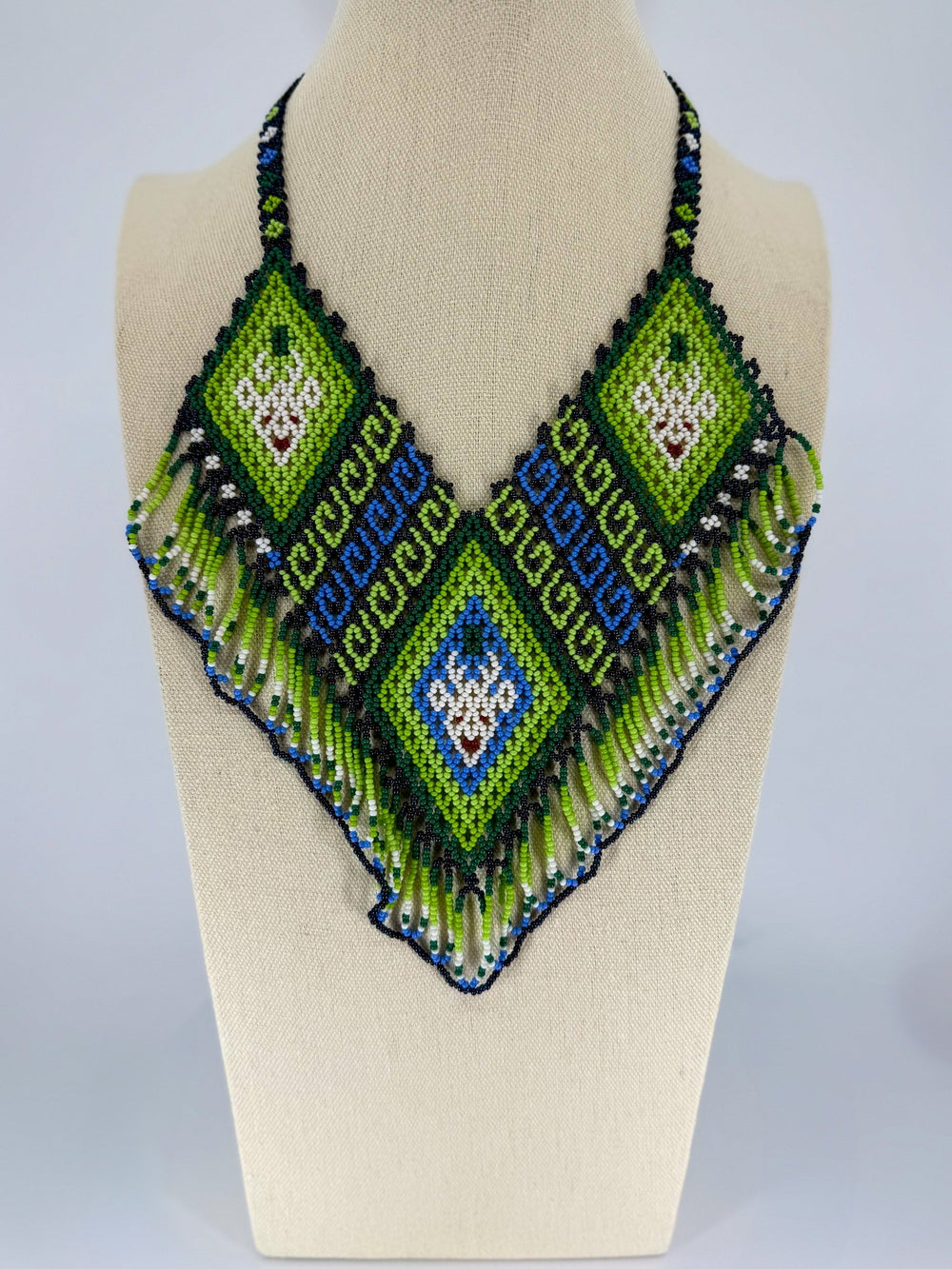 Green Deer Beaded Necklace - Huichol Arts