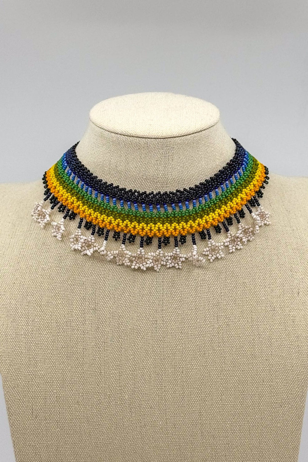 Multicolored Huári Necklace - Huichol Arts