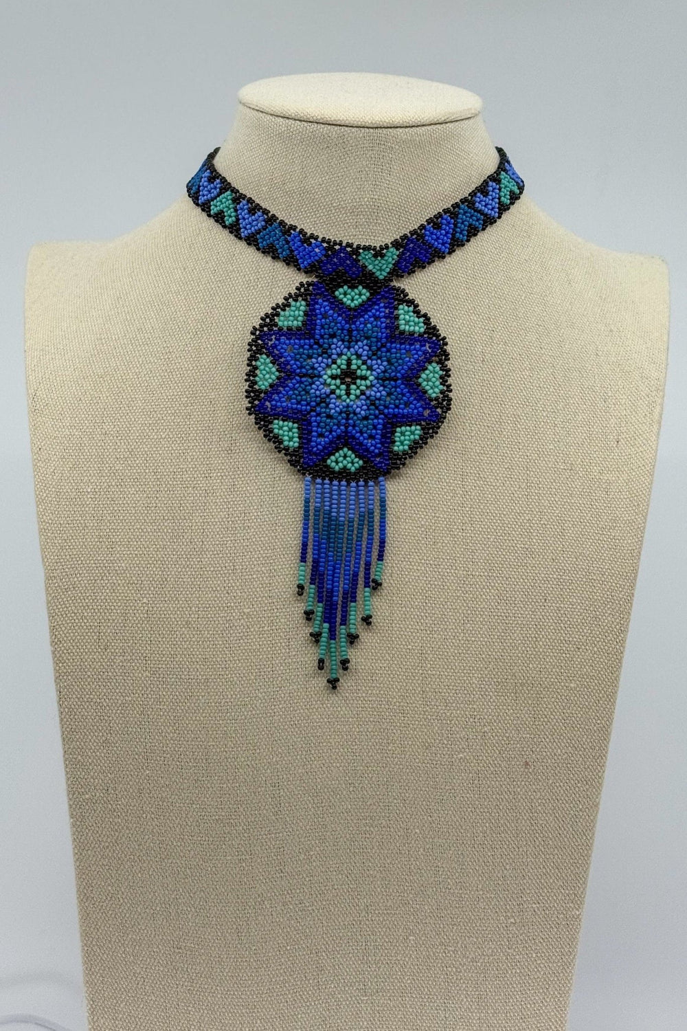 Tutu Collar Necklace - Huichol Arts